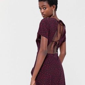 NWT Lindsey Cap Sleeve Midi Dress